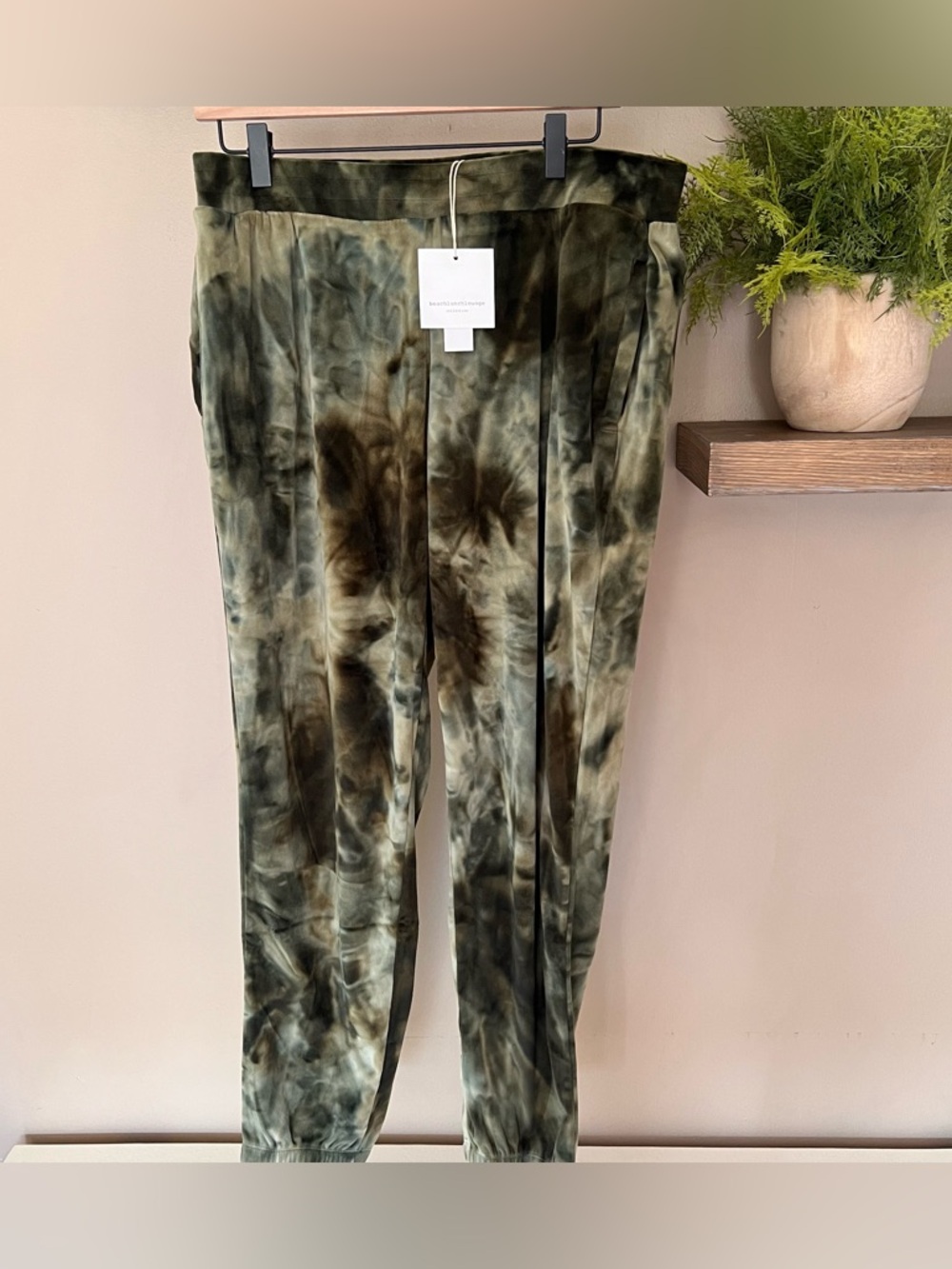 BeachLunchLounge joggers